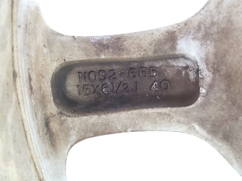 Llanta D03003na2a  - Nissan Leaf 3
