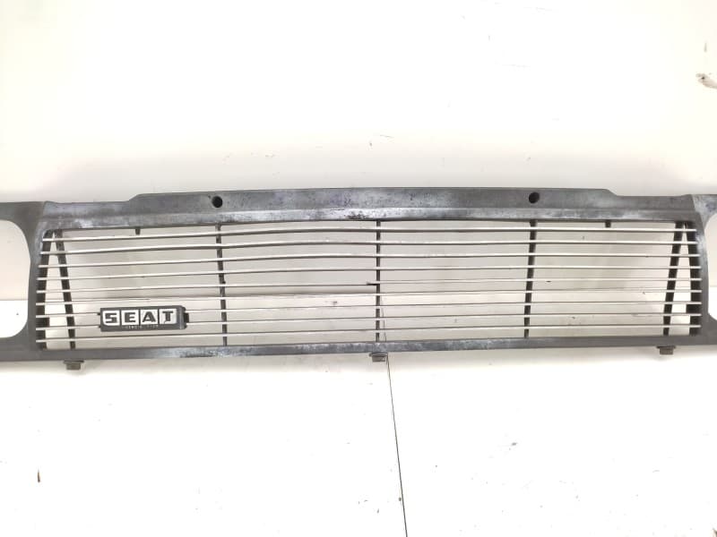 Rejilla Delantera  - Seat Fura 0.9 5