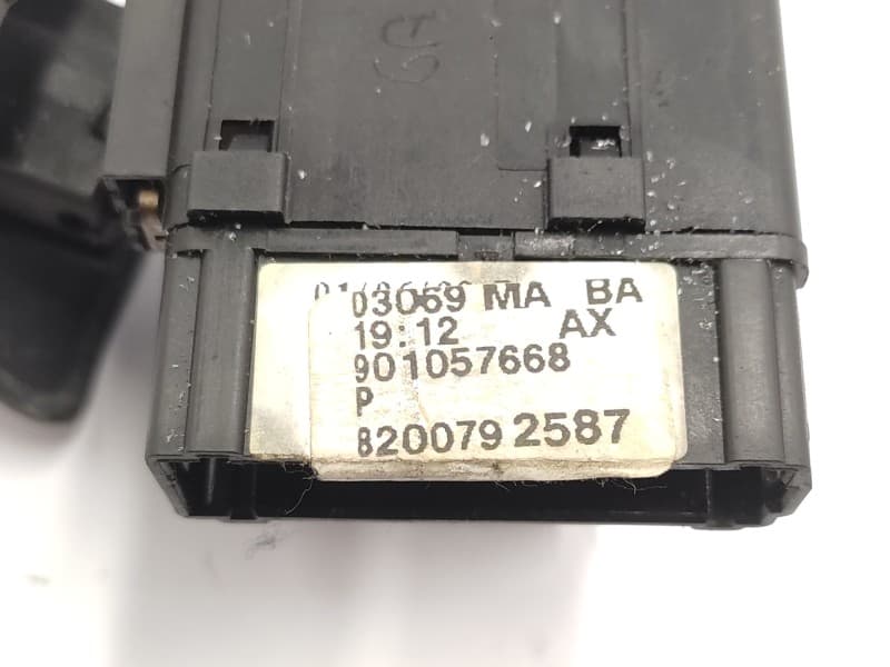 Mando Limpia 6001551358  - Dacia Sandero Básico 3