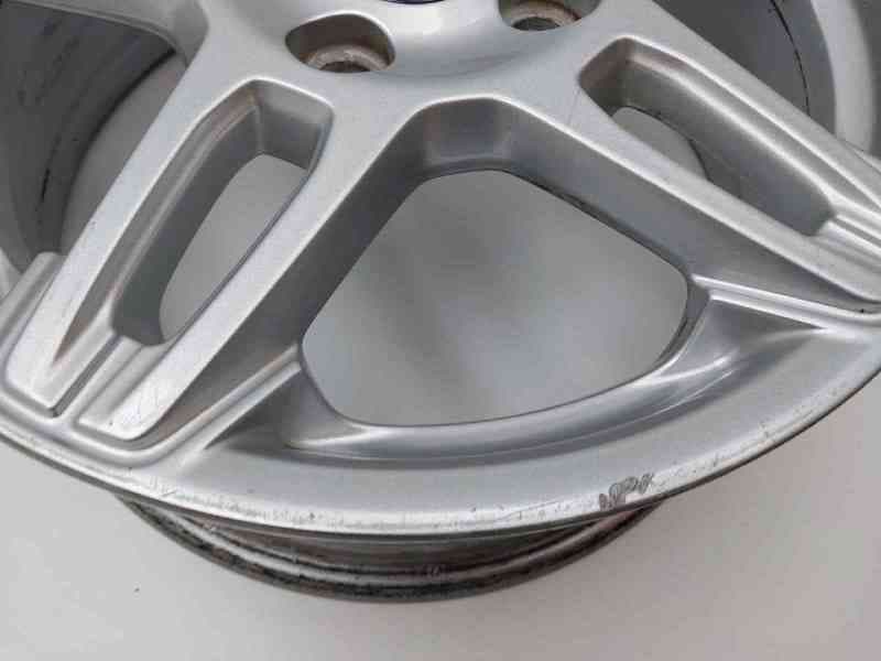 Recambio de llanta para ford fiesta (ccn) titanium referencia OEM IAM C1BC1007BB 4