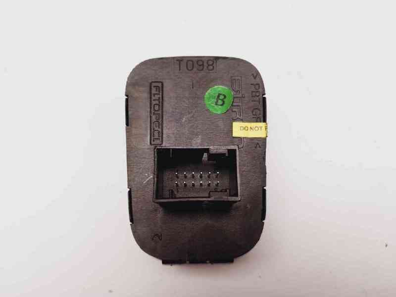 Recambio de warning para fiat qubo (300) dynamic referencia OEM IAM 07355952180 3