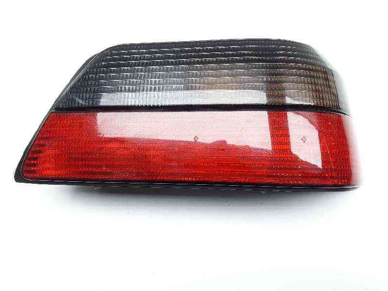 Recambio de piloto trasero derecho para peugeot 605 3.0 sv referencia OEM IAM - Negro