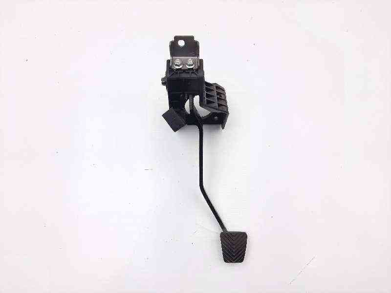 Recambio de pedal freno para hyundai i30 comfort referencia OEM IAM 328001H100