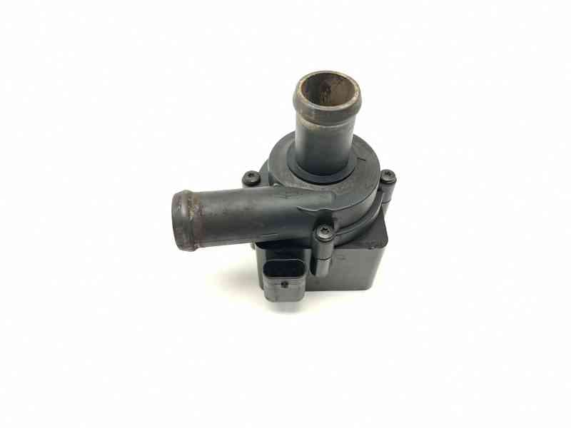Recambio de bomba agua para audi a5 (8t3) 3.0 tdi quattro referencia OEM IAM 59121012A