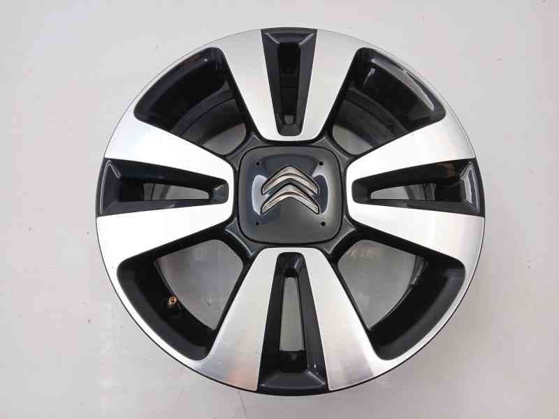 Recambio de llanta para citroën c3 iii (sx) 1.2 vti 82 referencia OEM IAM 9813075077