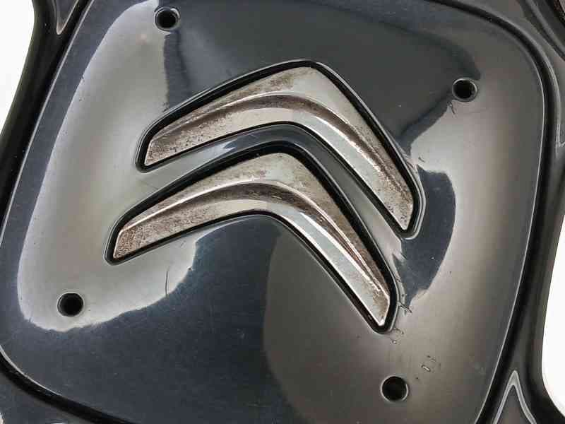 Recambio de llanta para citroën c3 iii (sx) 1.2 vti 82 referencia OEM IAM 9813075077 3