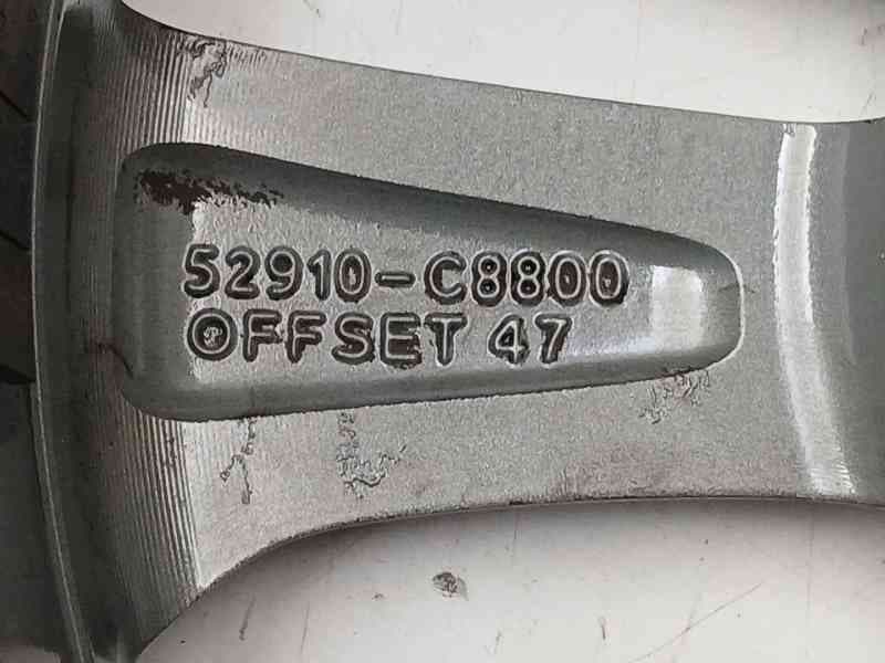 Recambio de llanta para hyundai i20 i (pb, pbt) 1.2 referencia OEM IAM 52910C8800 8