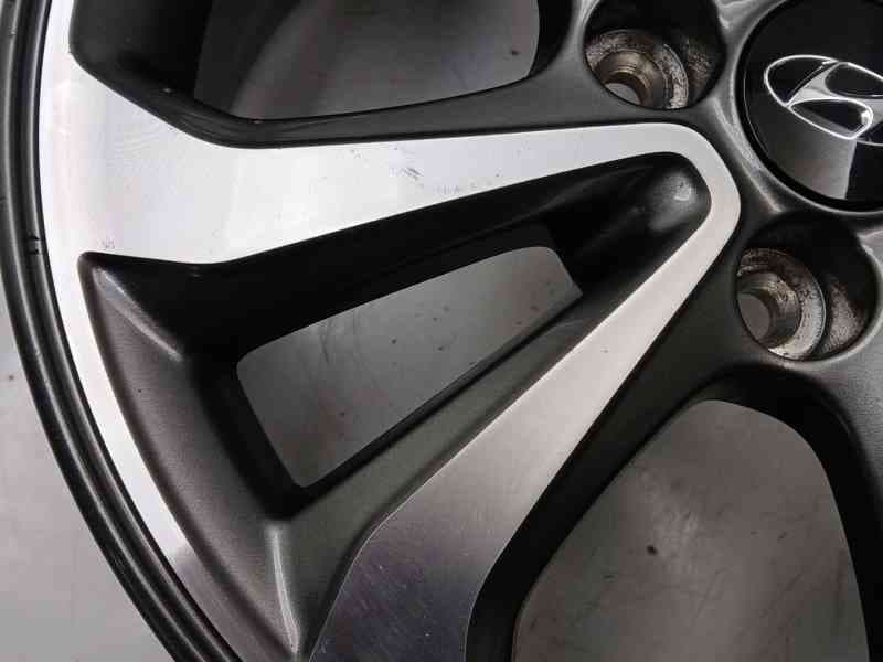 Recambio de llanta para hyundai i20 i (pb, pbt) 1.2 referencia OEM IAM 52910C8800 3