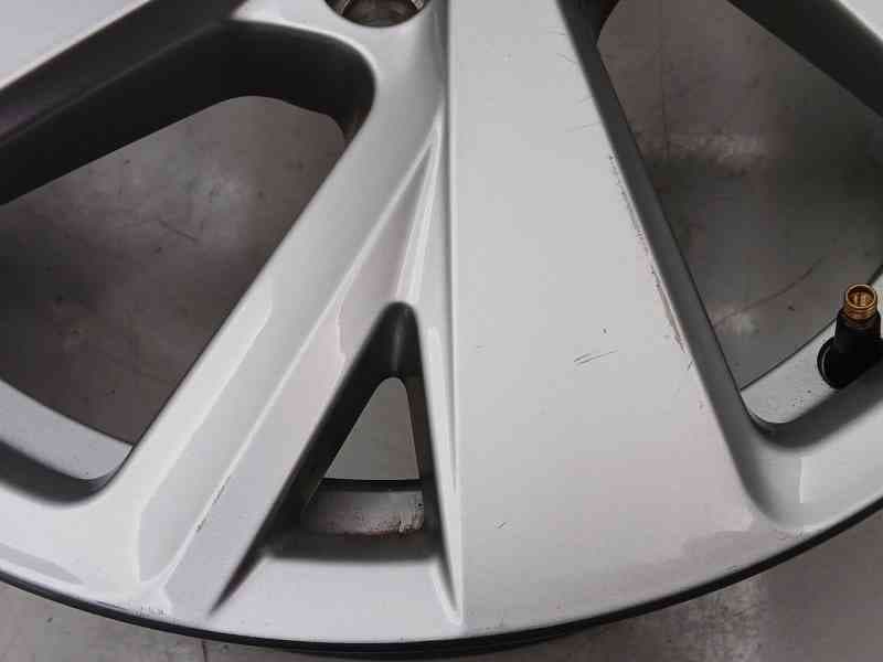 Recambio de llanta para volkswagen taigo (cs1) 1.0 tsi referencia OEM IAM 2G7601025 2