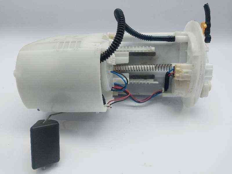 Recambio de bomba combustible para toyota verso active referencia OEM IAM 770200F031 3