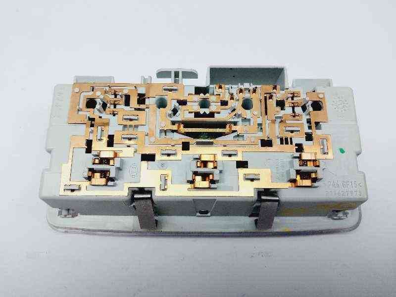 Recambio de luz interior para opel insignia berlina cosmo referencia OEM IAM 13285094 2