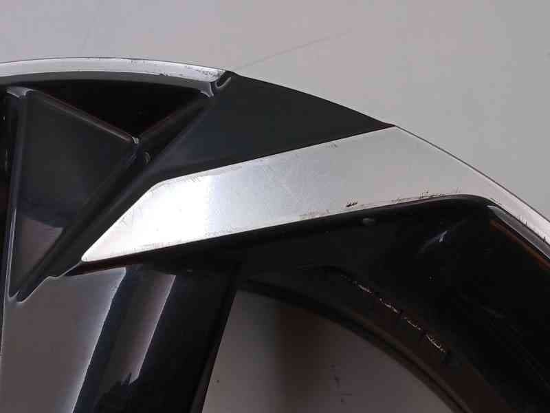 Recambio de llanta para nissan juke (f15) 1.6 referencia OEM IAM D03006PD1A D03006PD1A 2