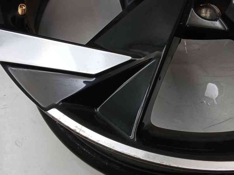 Recambio de llanta para nissan juke (f15) 1.6 referencia OEM IAM D03006PD1A D03006PD1A 5