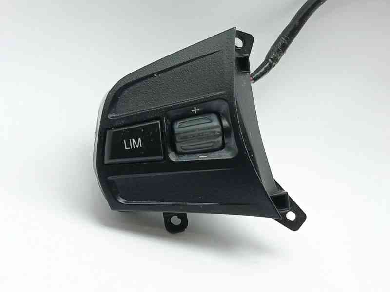 Recambio de volante para bmw 1 (f20) 116 d referencia OEM IAM 9225710 9225710 2