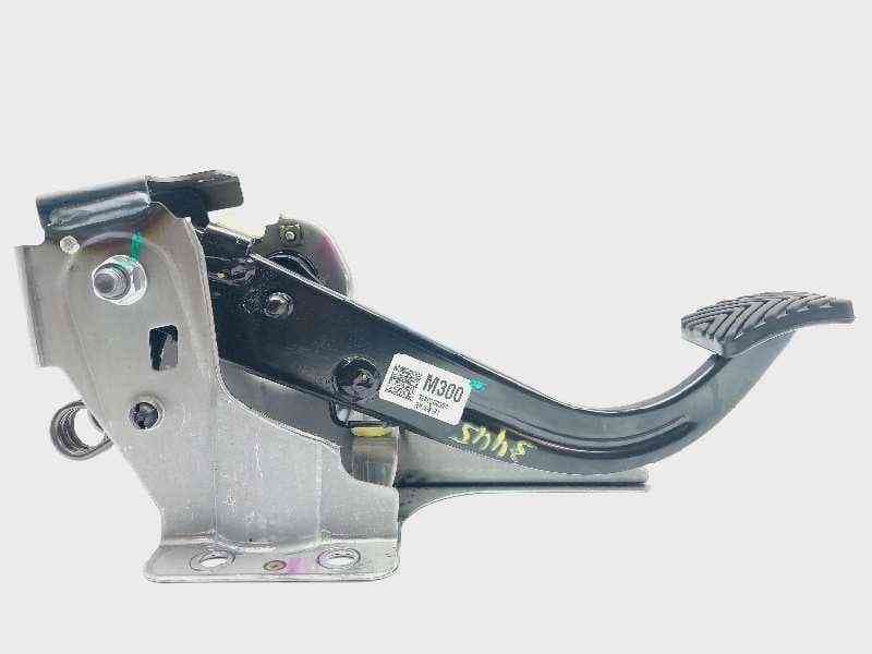Recambio de pedal embrague para hyundai i20 klass referencia OEM IAM 32802Q0300 2