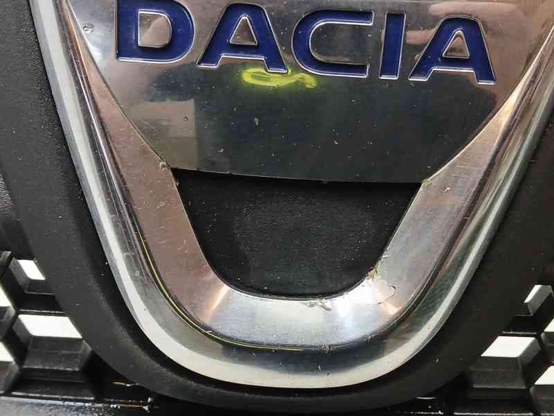 Recambio de paragolpes delantero para dacia sandero ii (b8_) 1.2 referencia OEM IAM 8