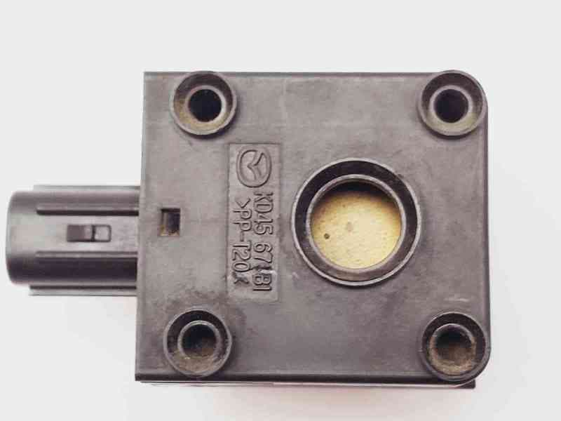 Recambio de sensor para mazda 3 lim. () sports-line referencia OEM IAM KD45676B1