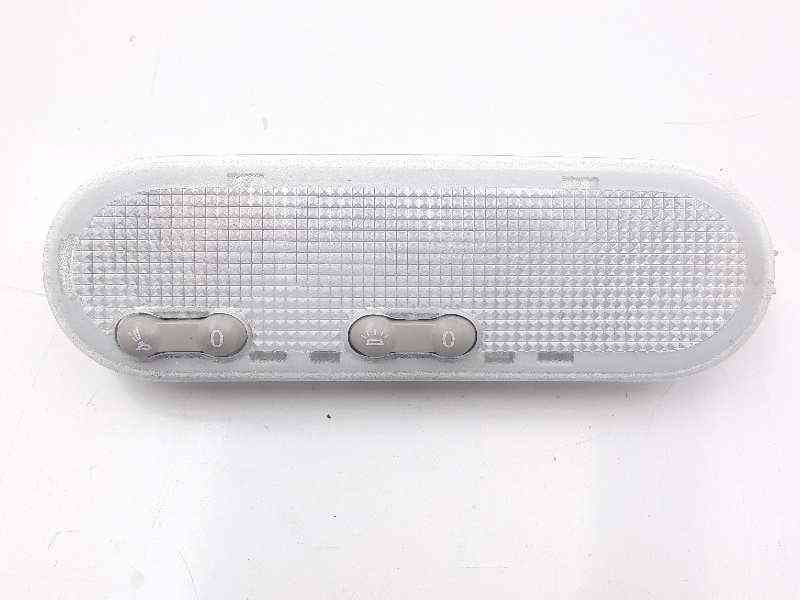 Recambio de luz interior para dacia sandero laureate referencia OEM IAM - Blanco