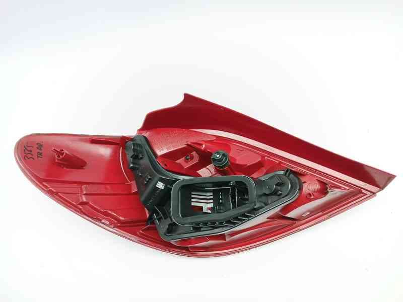 Recambio de piloto trasero derecho para peugeot 207 referencia OEM IAM 9686565980 3