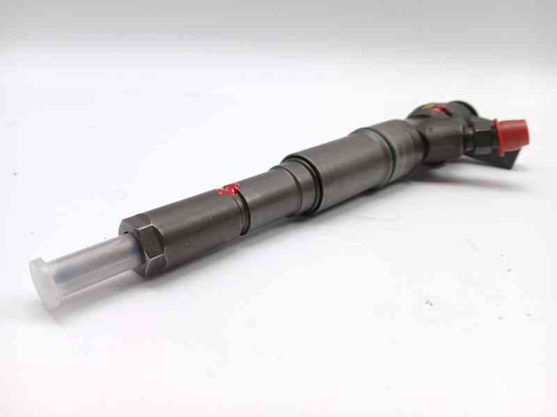 Recambio de inyector para bmw 3 (e46) 320 d referencia OEM IAM 0445110080 7788609 4
