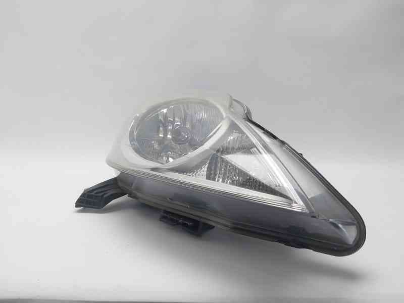 Recambio de faro derecho para peugeot 107 (pm_, pn_) 1.0 referencia OEM IAM 811100H110 2