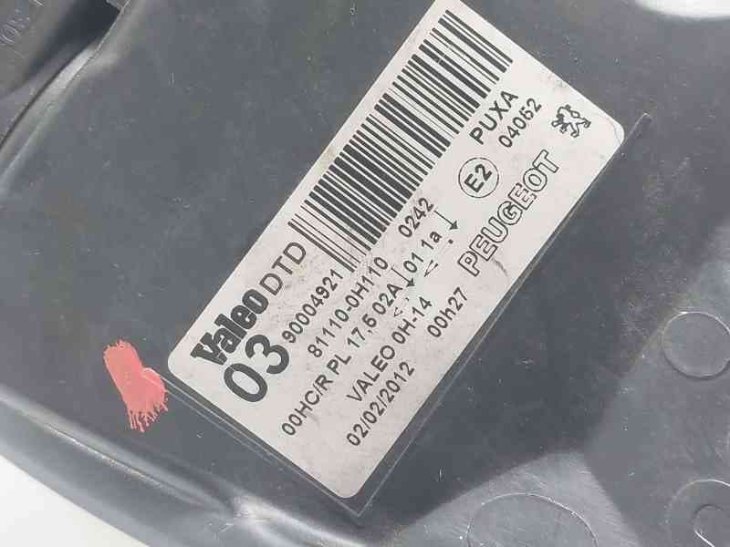 Recambio de faro derecho para peugeot 107 (pm_, pn_) 1.0 referencia OEM IAM 811100H110 5