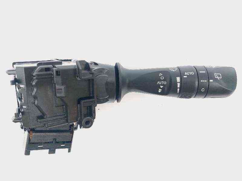 Recambio de mando limpia para toyota auris active referencia OEM IAM 0267017F858