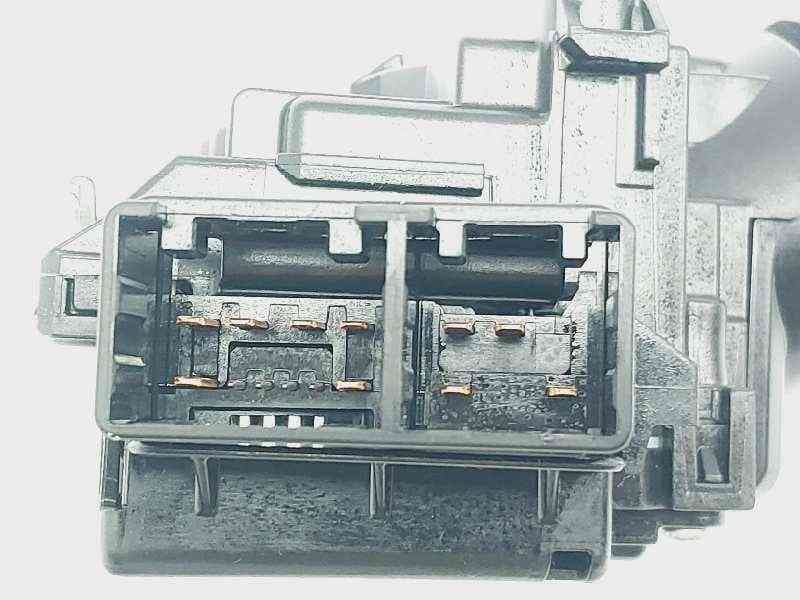 Recambio de mando limpia para toyota auris active referencia OEM IAM 0267017F858 2