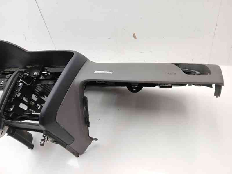 Recambio de salpicadero para audi a5 (8t3) 3.0 tdi quattro referencia OEM IAM 8T1857033 3