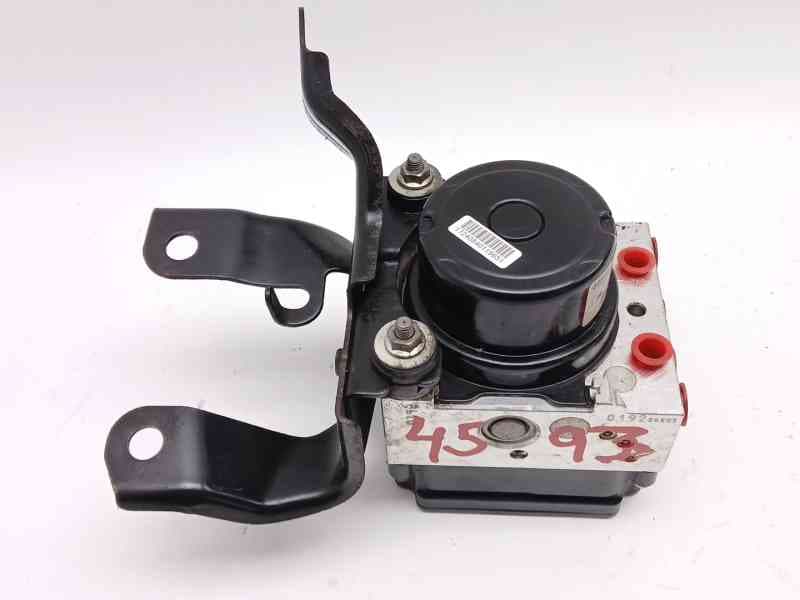 Recambio de abs para toyota yaris (_p13_) 1.3 (nsp130_) referencia OEM IAM 445400D130