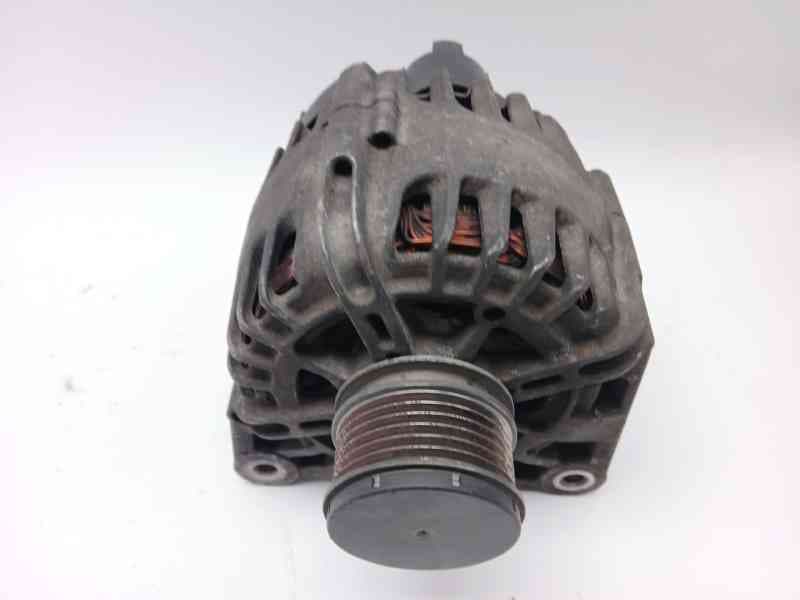 Recambio de alternador para dacia duster (hs_) 1.5 dci referencia OEM IAM 231003831R
