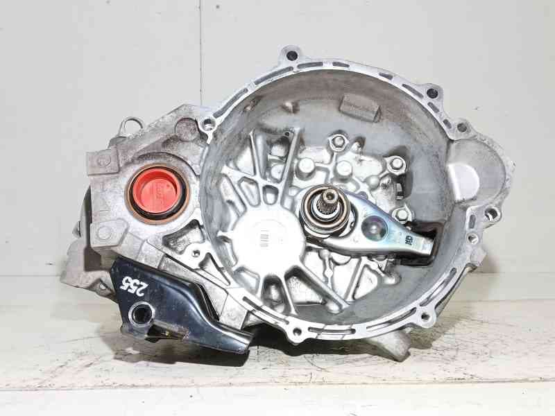 Recambio de caja cambios para kia carens iv 1.7 crdi referencia OEM IAM WHW6 U61R