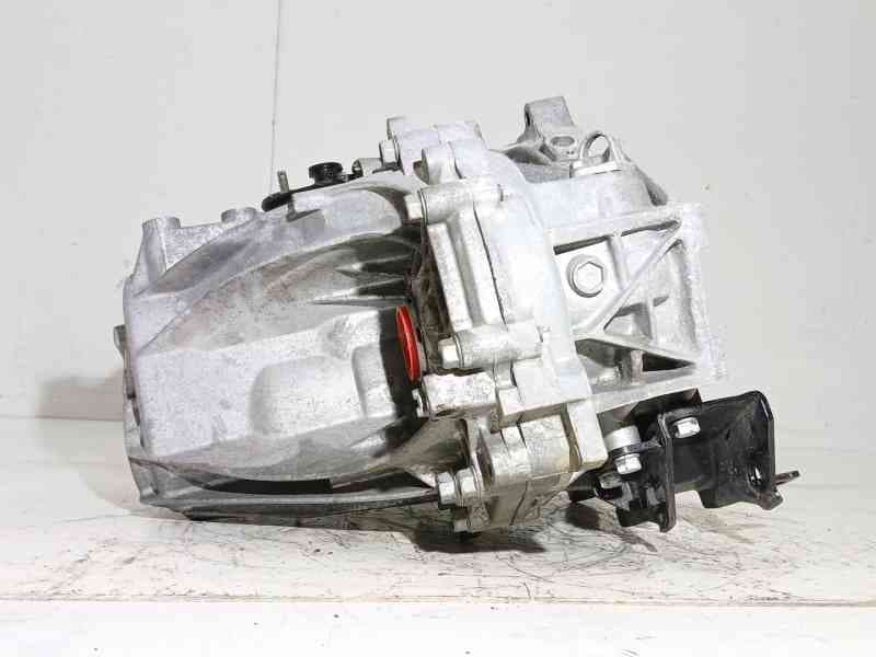 Recambio de caja cambios para kia carens iv 1.7 crdi referencia OEM IAM WHW6 U61R 3