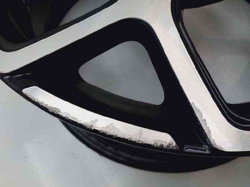 Recambio de llanta para hyundai i20 klass referencia OEM IAM 52910S0000 2
