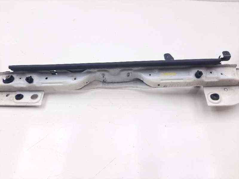 Recambio de travesaño superior para citroën nemo attraction referencia OEM IAM 7106F6 7