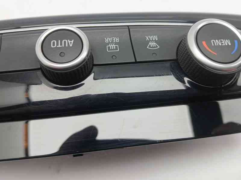 Recambio de mando climatizador para opel corsa f elegance referencia OEM IAM 39185000 2