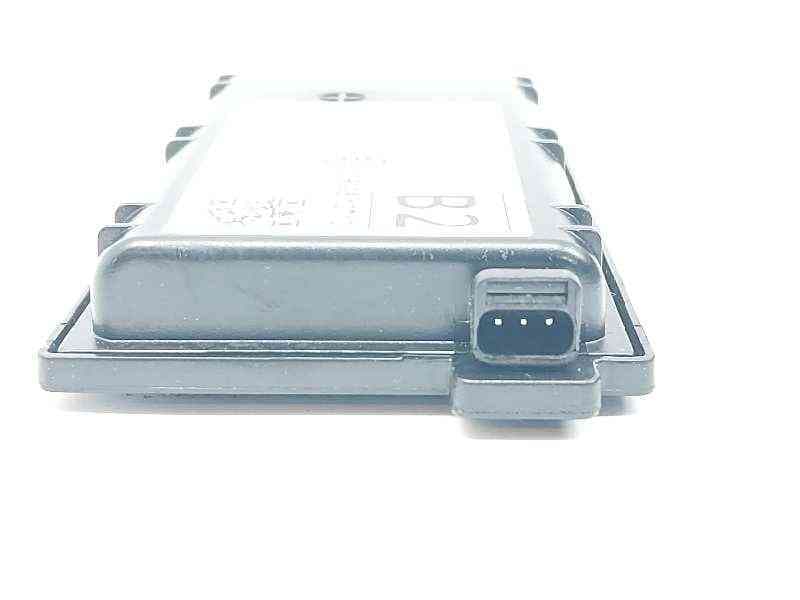 Recambio de modulo electronico para toyota yaris hybrid referencia OEM IAM 86741YY030 3