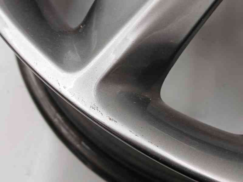 Recambio de llanta para jeep cherokee (kl) 2.2 crd 4x4 referencia OEM IAM 5SN87TRMAB 2