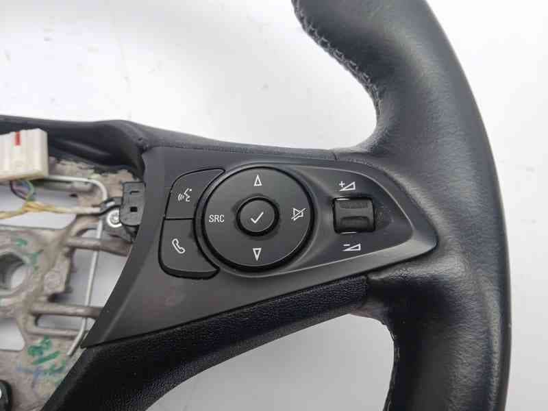 Recambio de volante para opel corsa f elegance referencia OEM IAM 39196701 3