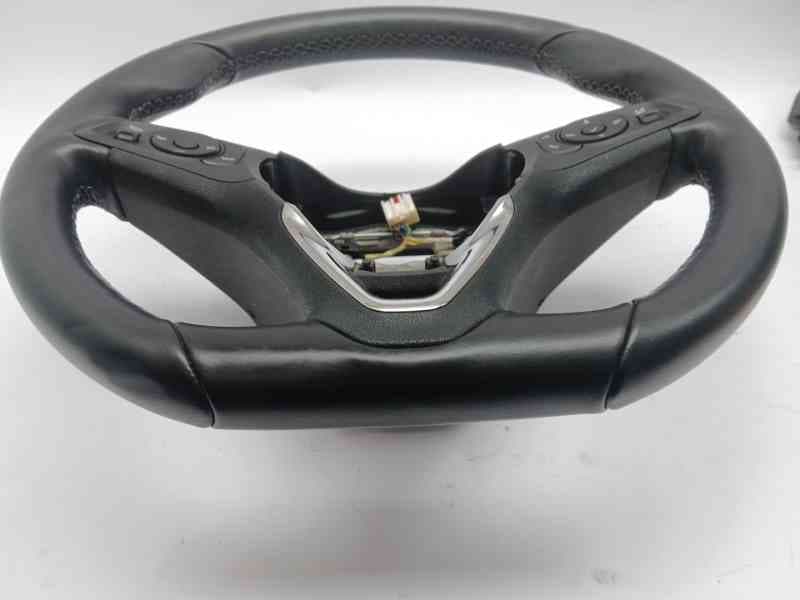 Recambio de volante para opel corsa f elegance referencia OEM IAM 39196701 4