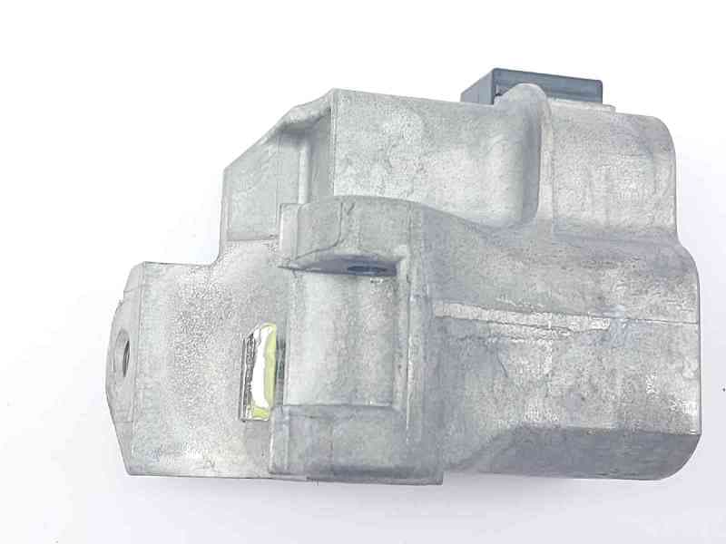 Recambio de antirrobo para toyota yaris hybrid referencia OEM IAM 45020053 4052H