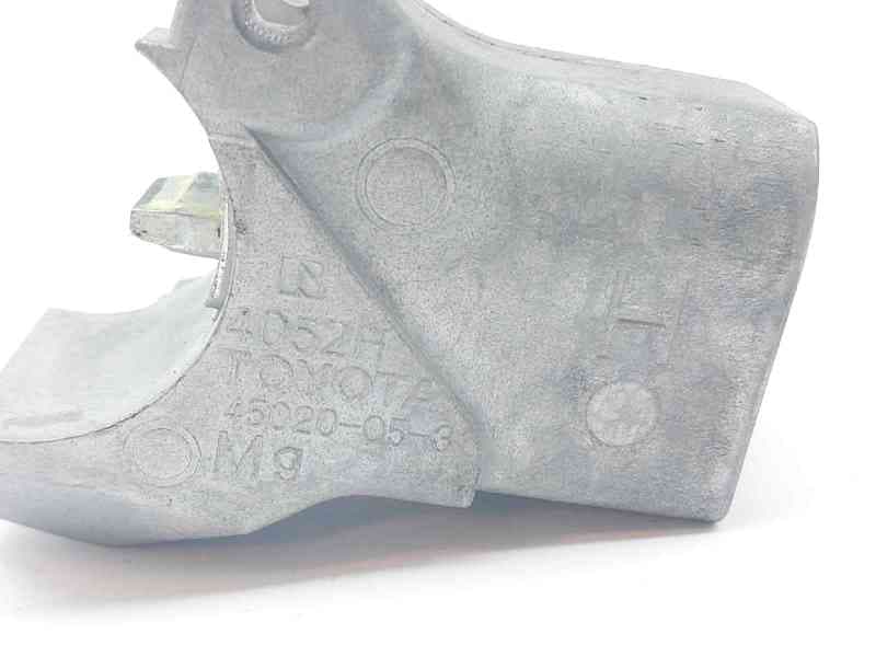 Recambio de antirrobo para toyota yaris hybrid referencia OEM IAM 45020053 4052H 3