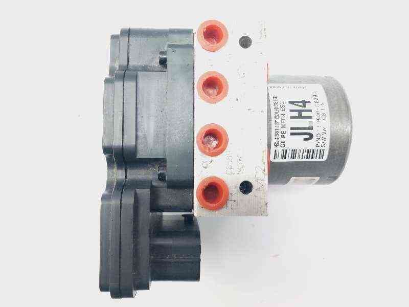 Recambio de abs para hyundai i20 active tecno referencia OEM IAM 58900C8390