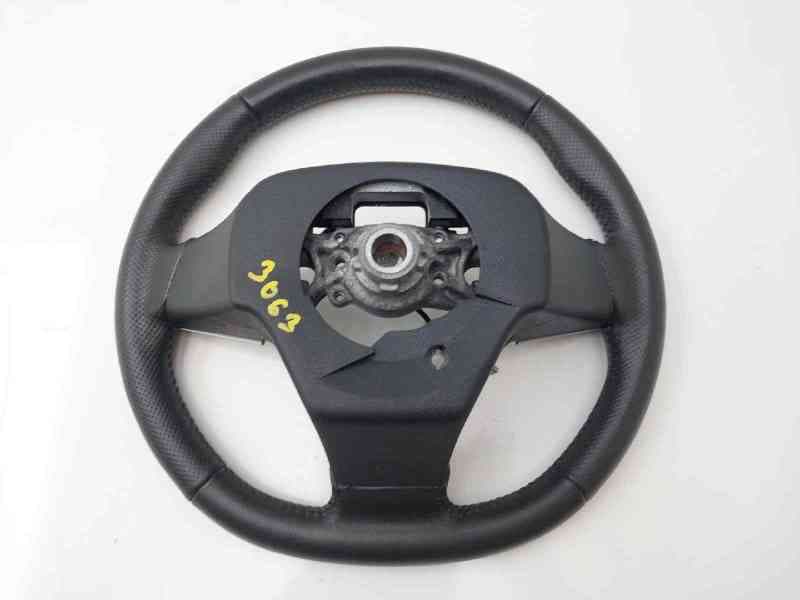 Recambio de volante para toyota auris advance referencia OEM IAM 8425002050 4
