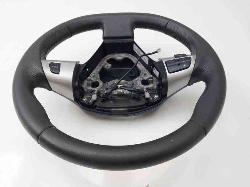 Recambio de volante para toyota auris advance referencia OEM IAM 8425002050 5
