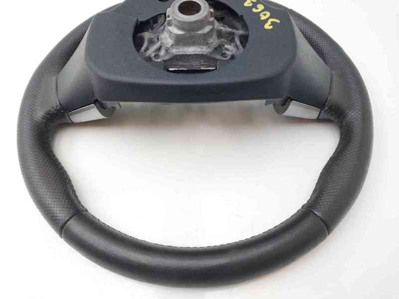 Recambio de volante para toyota auris advance referencia OEM IAM 8425002050 7