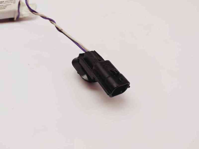 Recambio de antena para renault captur life referencia OEM IAM 285900007R 5