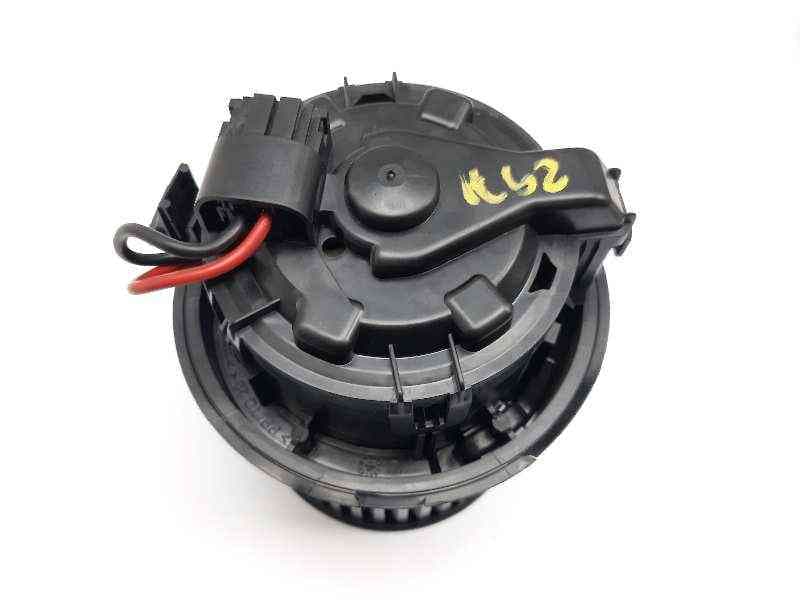 Recambio de motor calefaccion para peugeot 208 access referencia OEM IAM T1013140A
