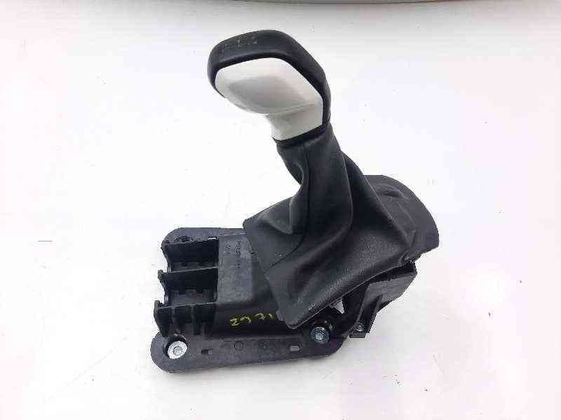 Recambio de palanca cambio para peugeot 208 access referencia OEM IAM 2400EY