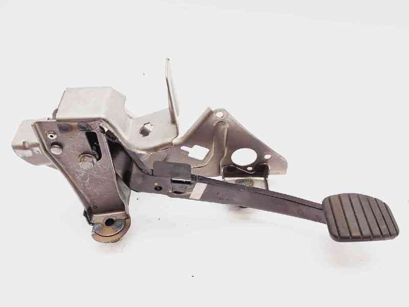 Recambio de pedal freno para renault captur life referencia OEM IAM 465014398R